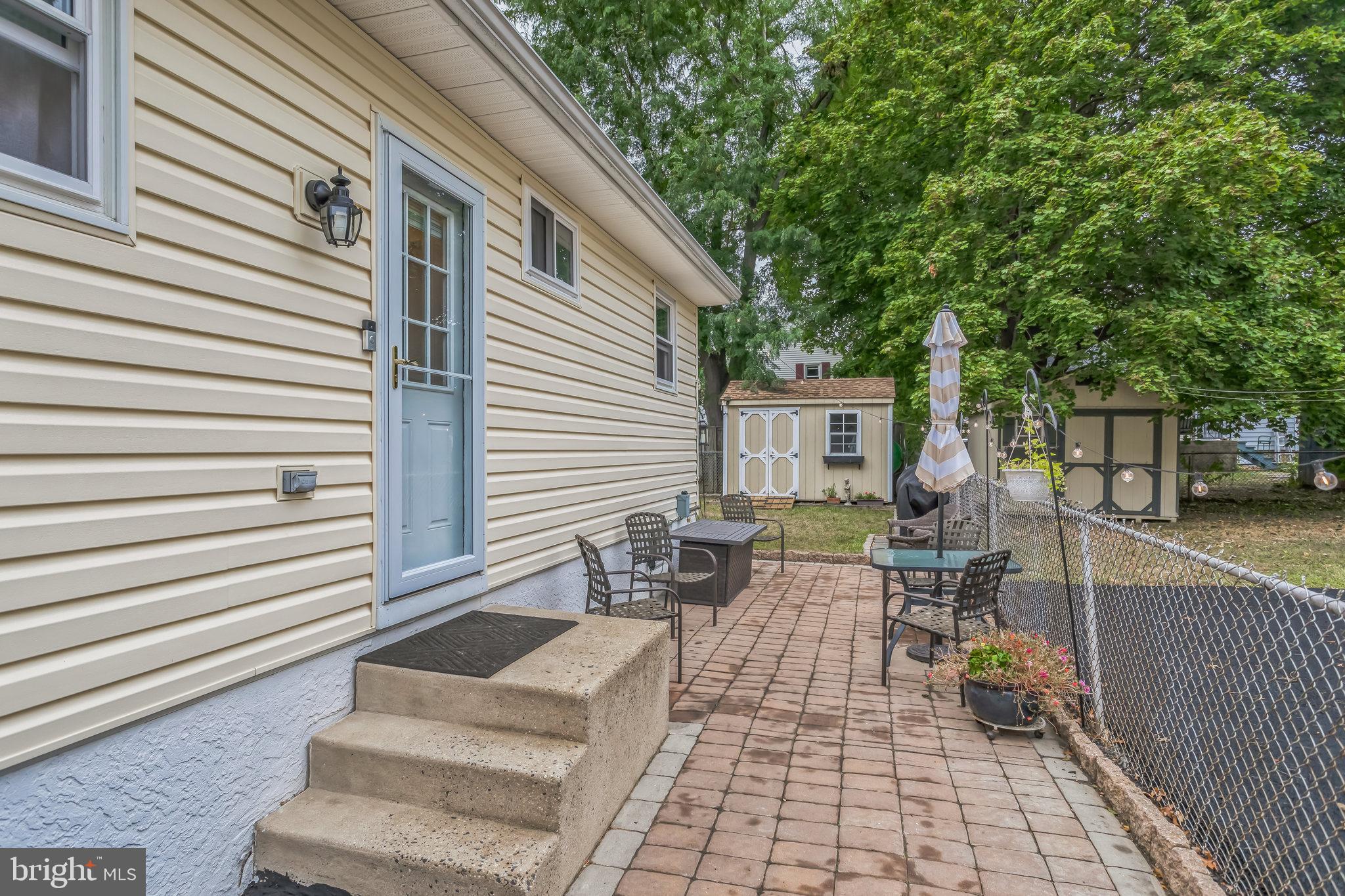 109 Walnut Road Wallingford, PA 19086 - Photo 26 of 30 Side/back exterior