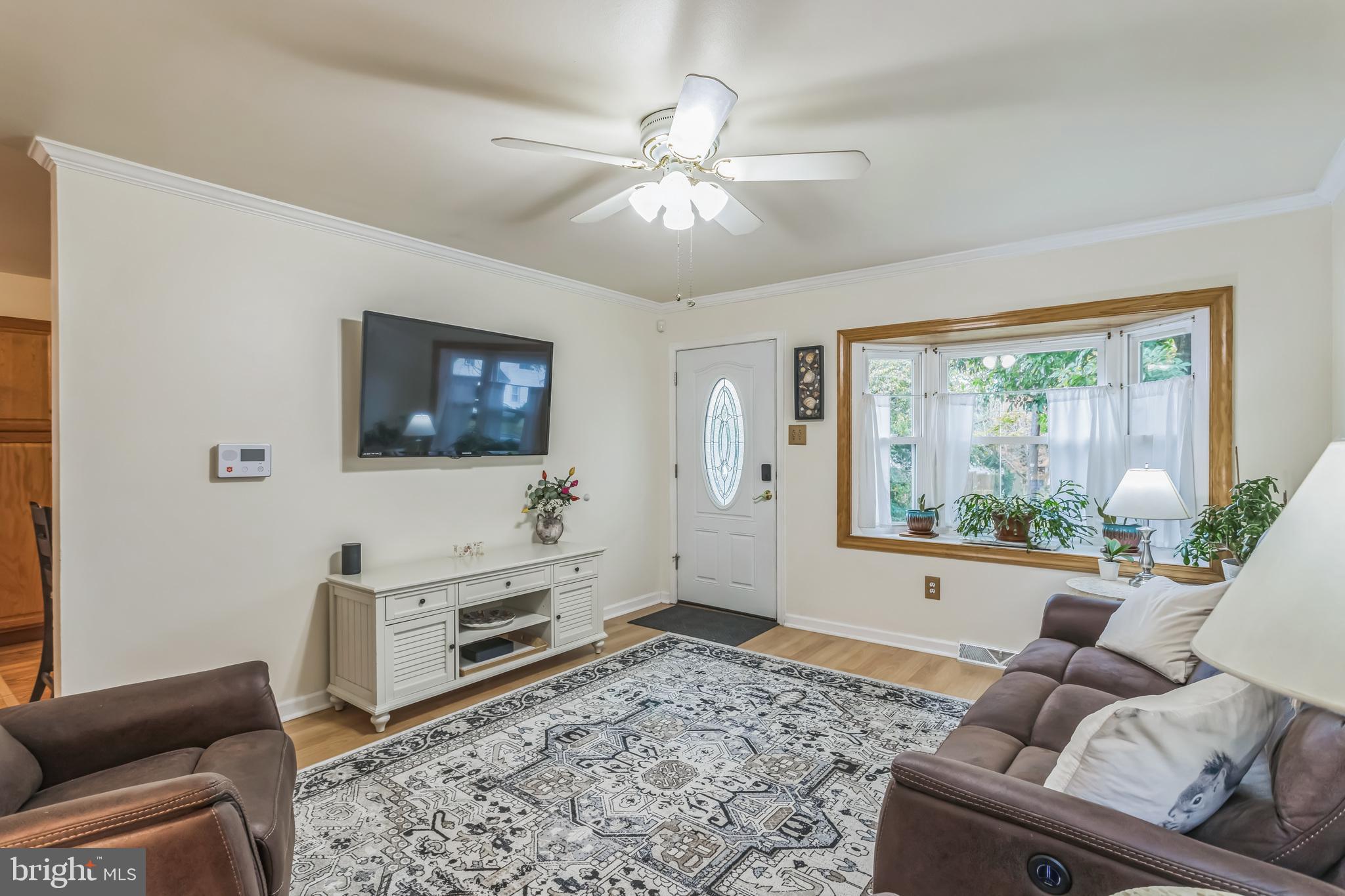 109 Walnut Road Wallingford, PA 19086 - Photo 5 of 30