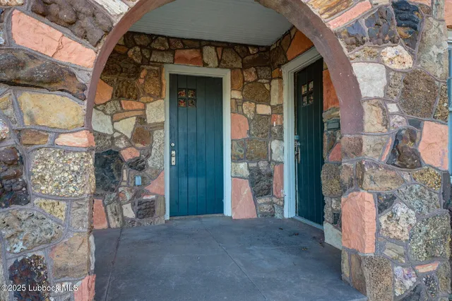 $1,500 | 1701 32nd Street, Lubbock, TX 79411