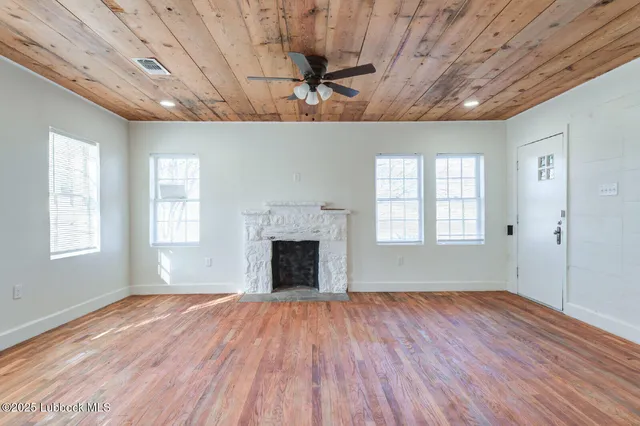 $1,500 | 1701 32nd Street, Lubbock, TX 79411