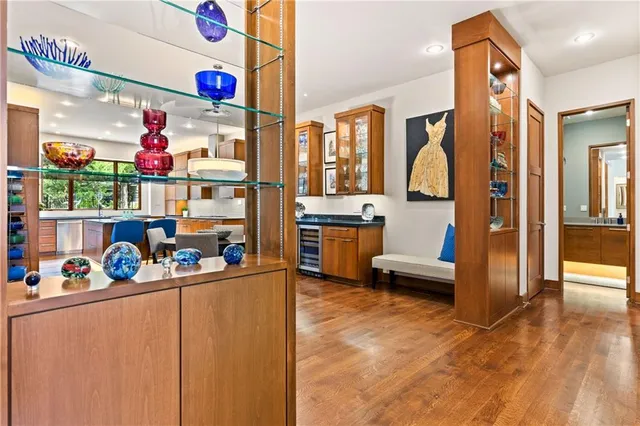 $1,475,000 | 25075 West 105th Terrace, Olathe, KS 66061