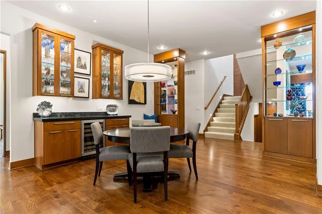 $1,475,000 | 25075 West 105th Terrace, Olathe, KS 66061