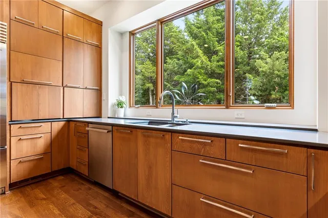 $1,475,000 | 25075 West 105th Terrace, Olathe, KS 66061