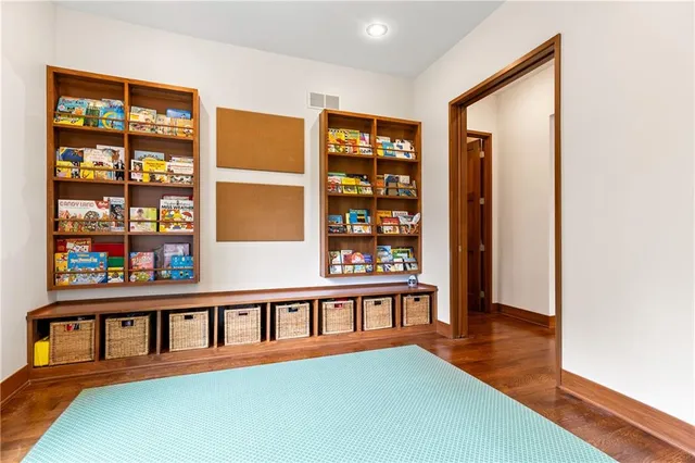 $1,475,000 | 25075 West 105th Terrace, Olathe, KS 66061