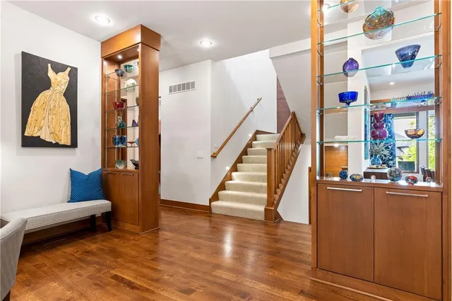 $1,475,000 | 25075 West 105th Terrace, Olathe, KS 66061