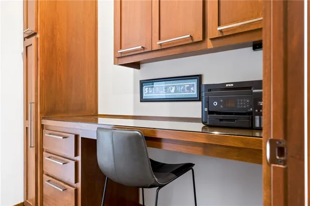 $1,475,000 | 25075 West 105th Terrace, Olathe, KS 66061