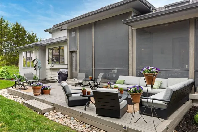 $1,475,000 | 25075 West 105th Terrace, Olathe, KS 66061