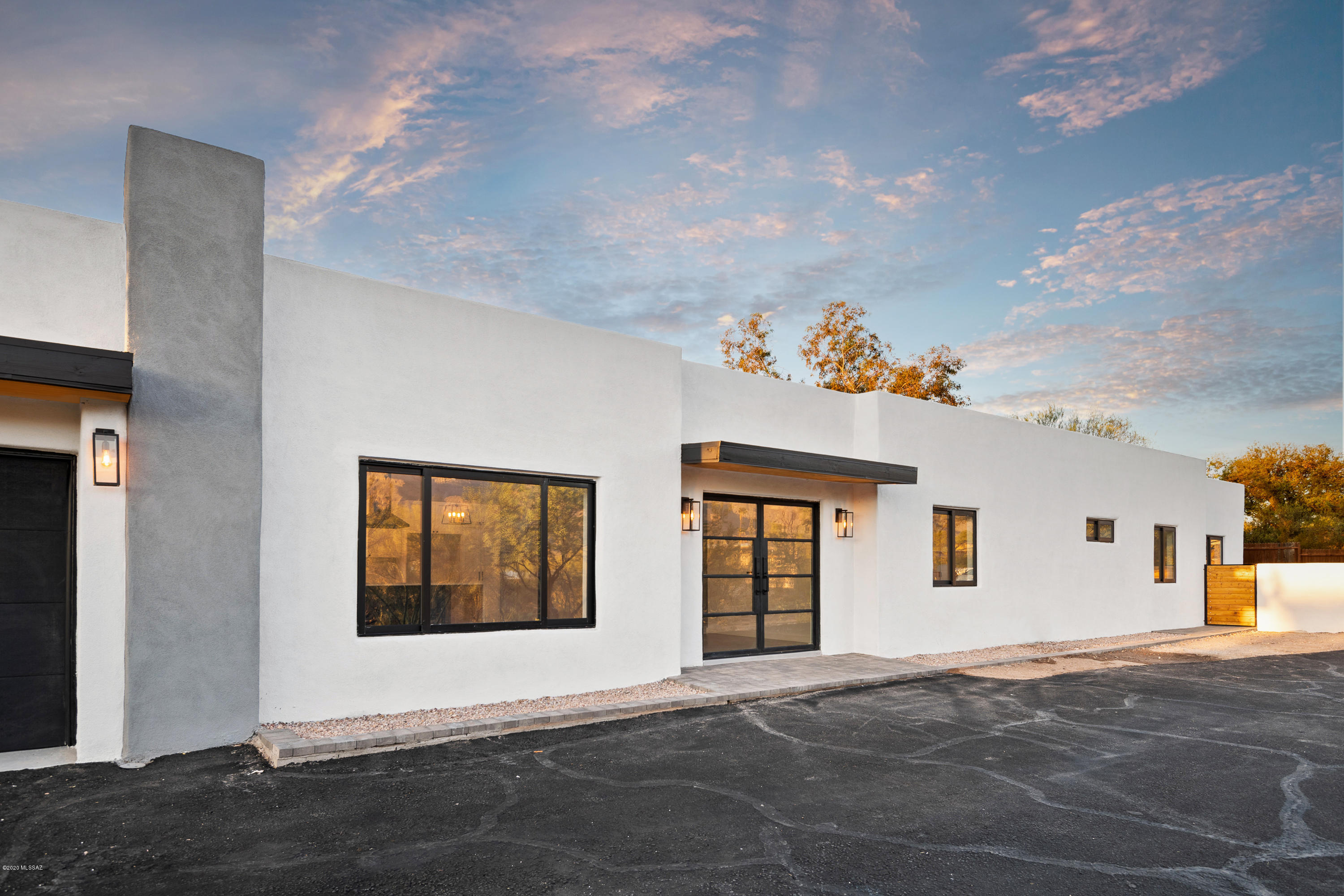 8250 East Rockgate Road Tucson, AZ 85750 - Photo 1 of 46