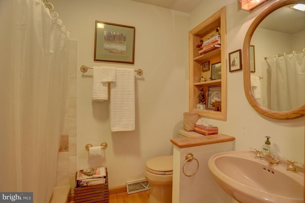 300 Koser Road Lititz, PA 17543 - Photo 17 of 31