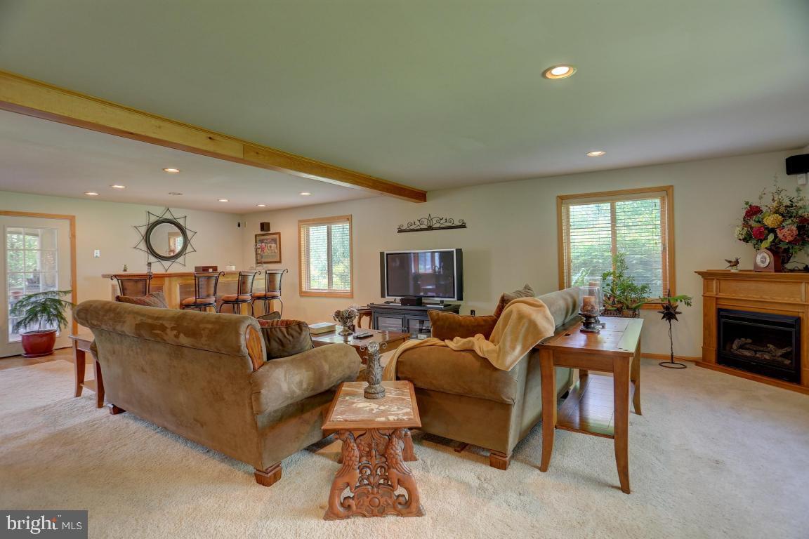 300 Koser Road Lititz, PA 17543 - Photo 4 of 31