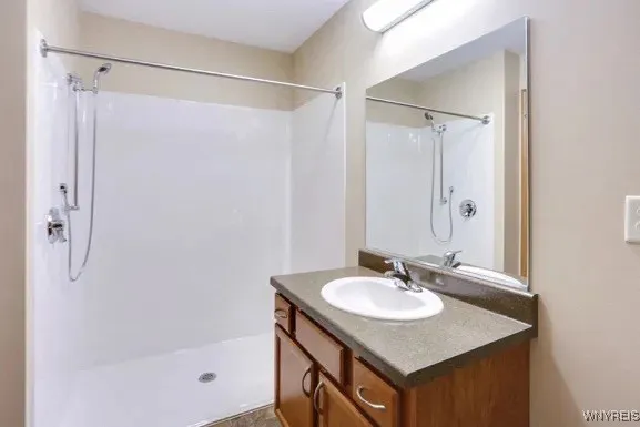 $1,895 | 3820 Deer Lakes Drive, Amherst, NY 14228