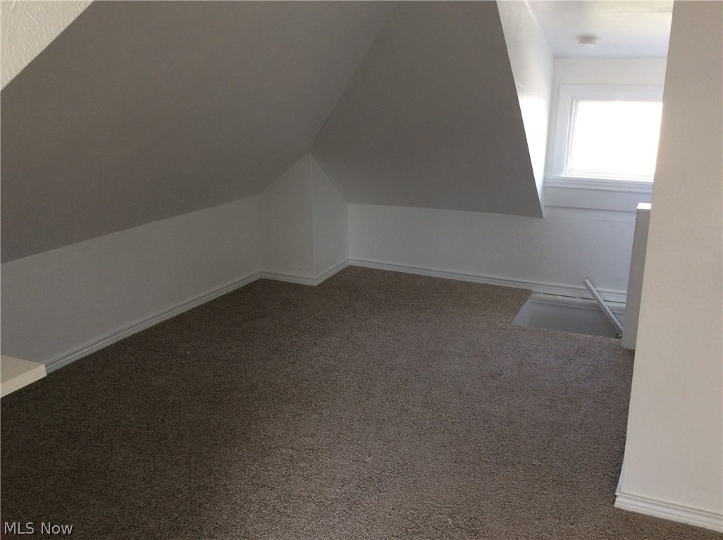 2107 Rossmoor Road Cleveland Heights, OH 44118 - Photo 14 of 20