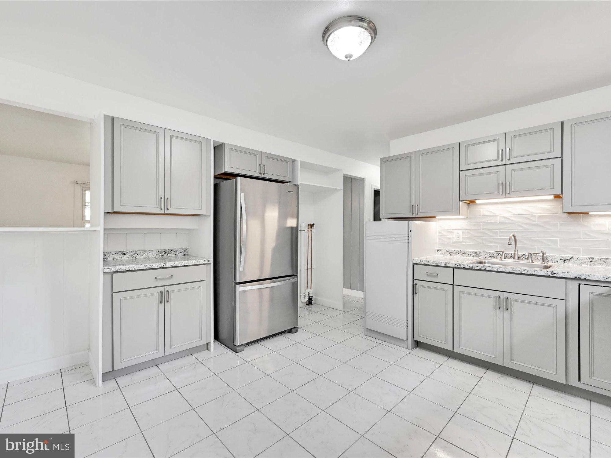 5204 Sunset Road Temple, PA 19560 - Photo 9 of 26 Gallery Image 9