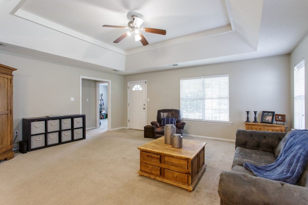 3982 Cutter Point Valdosta, GA 31605 - Photo 9 of 28 Gallery Image 9