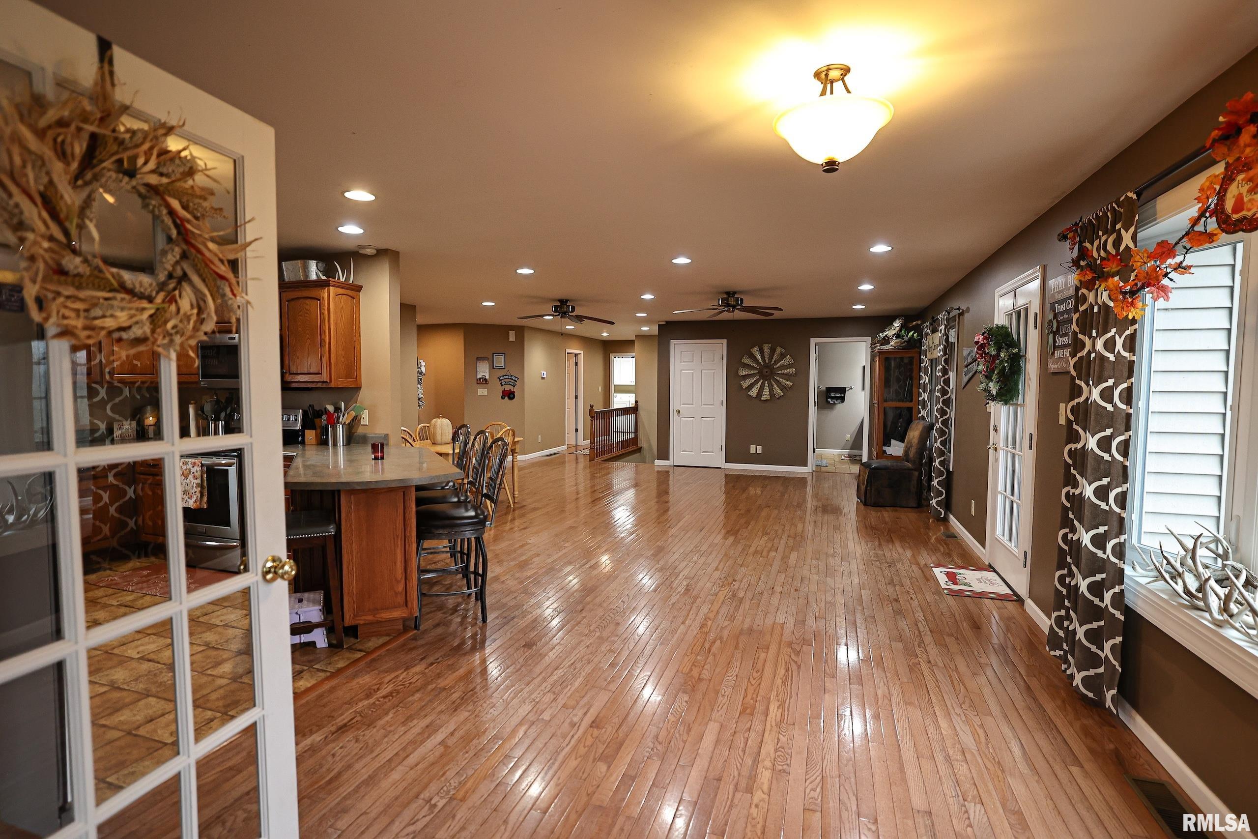 24080 287th Avenue Barry, IL 62312 - Photo 14 of 86