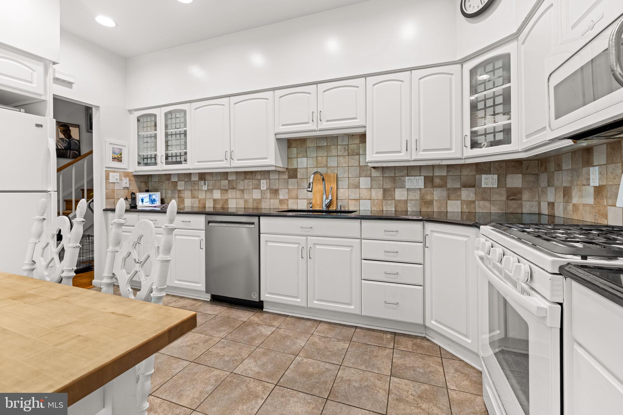 4 Hamlet Hill Road Baltimore, MD 21210 - Photo 19 of 39 Gallery Image 19