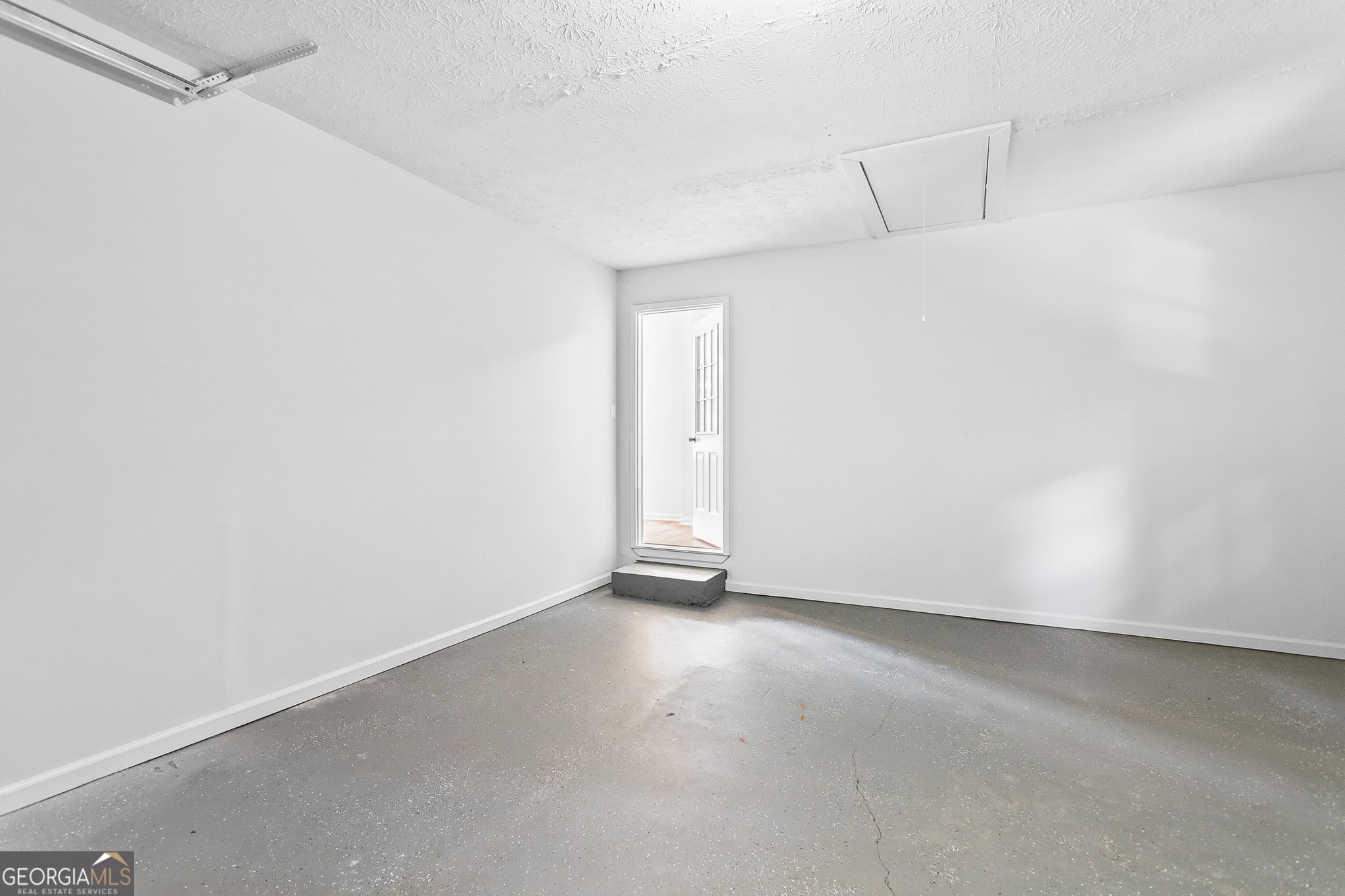 3620 Knoll Crest Trail Buford, GA 30519 - Photo 33 of 47 a view of an empty room