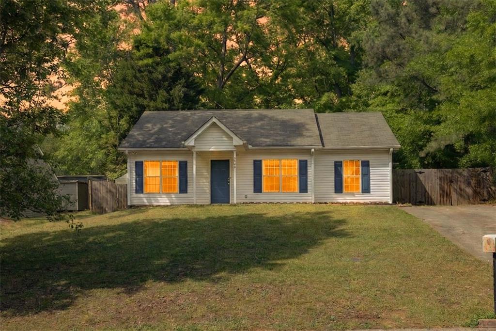 270 Griffith Street Winder, GA 30680 - Photo 3 of 25