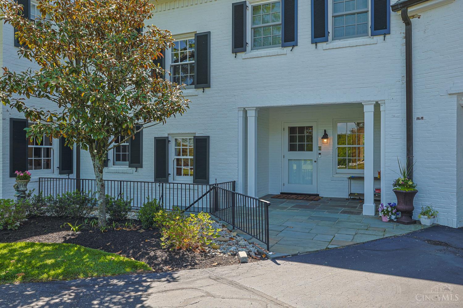 9675 Cunningham Road Cincinnati, OH 45243 - Photo 6 of 99