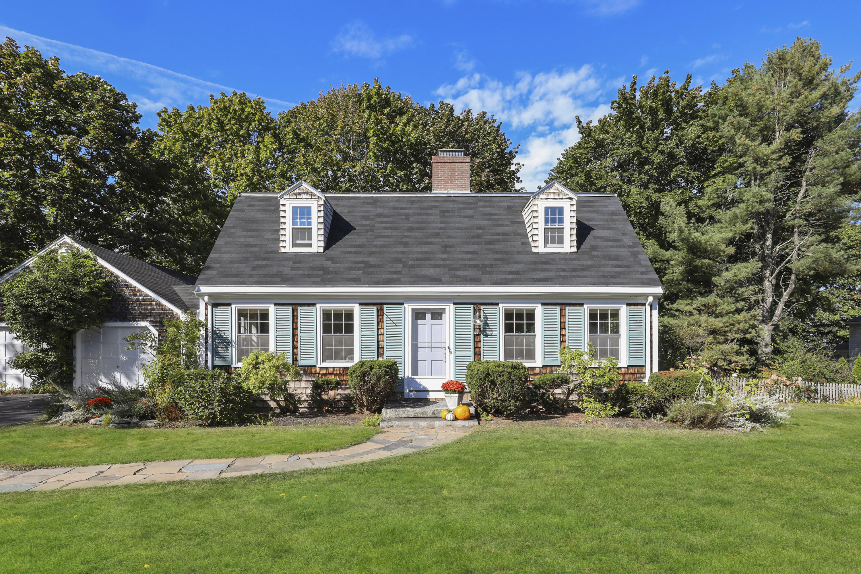 2 Sea Cove Road Cumberland Foreside, ME 04110 - Photo 1 of 53 front oh home