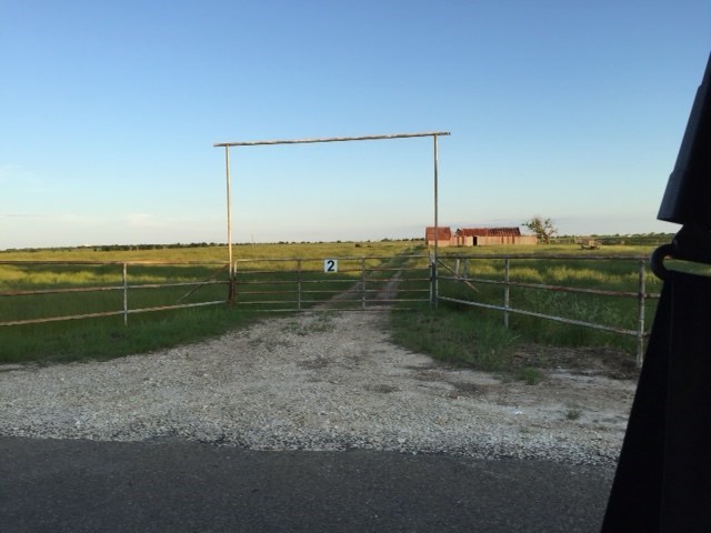 2 County Road 466 Elgin, TX 78621 - Photo 1 of 1