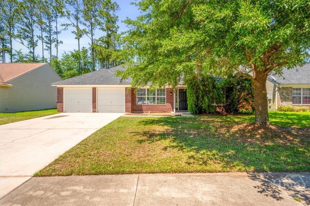 24 Stalwick Drive Pooler, GA 31322 - Photo 2 of 34 24 Stalwick Dr
Pooler, GA 31322. NEW ROOF!