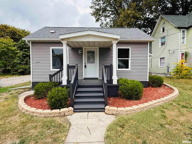 $150,000 | 233 West Spruce Street, Canton, IL 61520