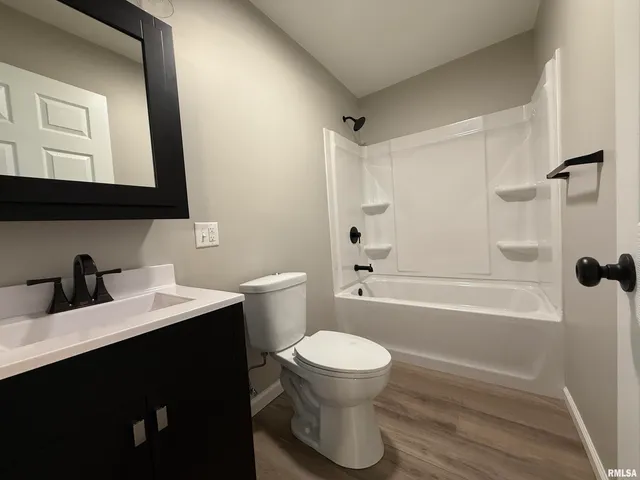 $150,000 | 233 West Spruce Street, Canton, IL 61520