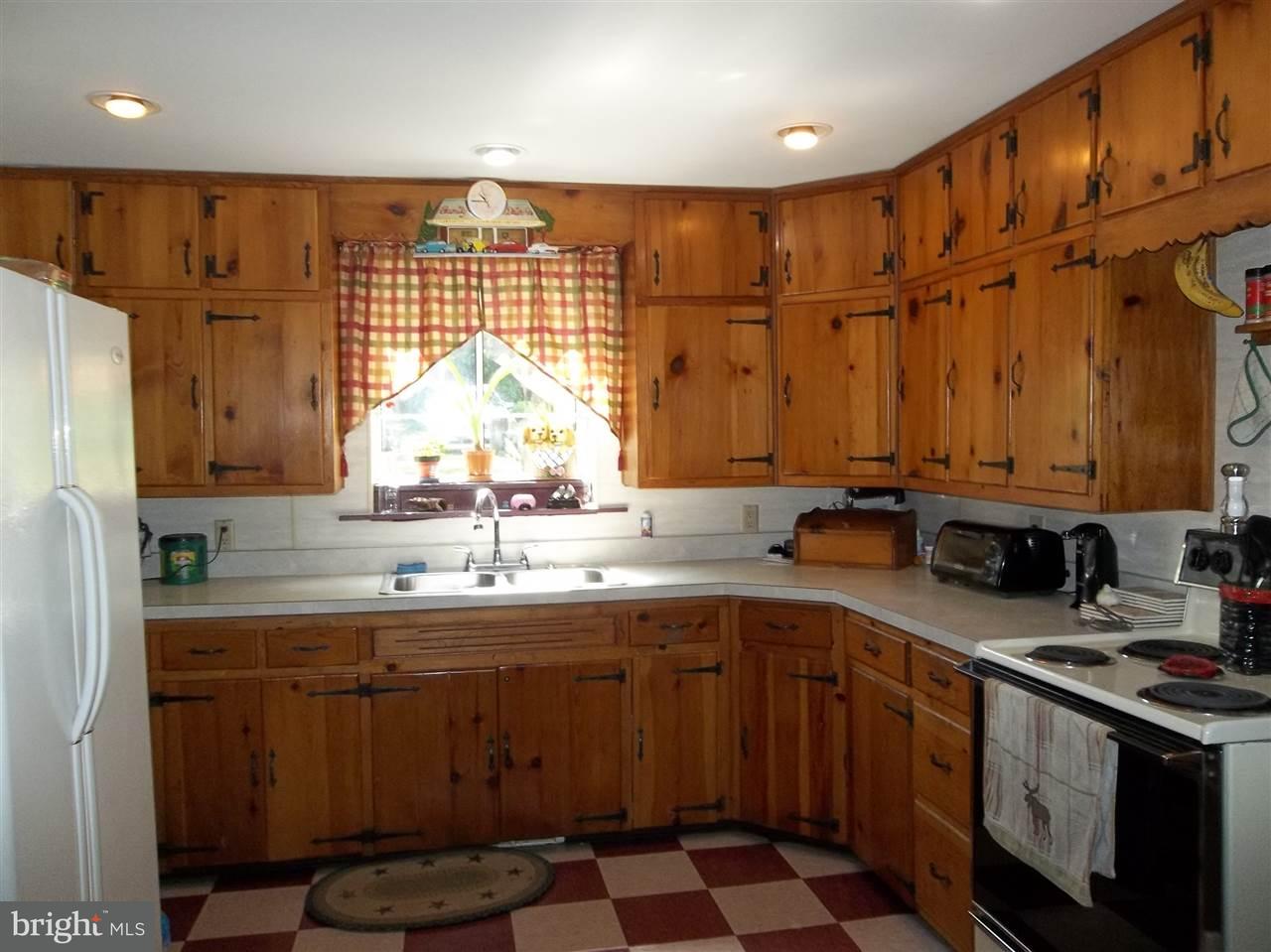 4460 Spring Road Shermans Dale, PA 17090 - Photo 6 of 10 Gallery Image 6