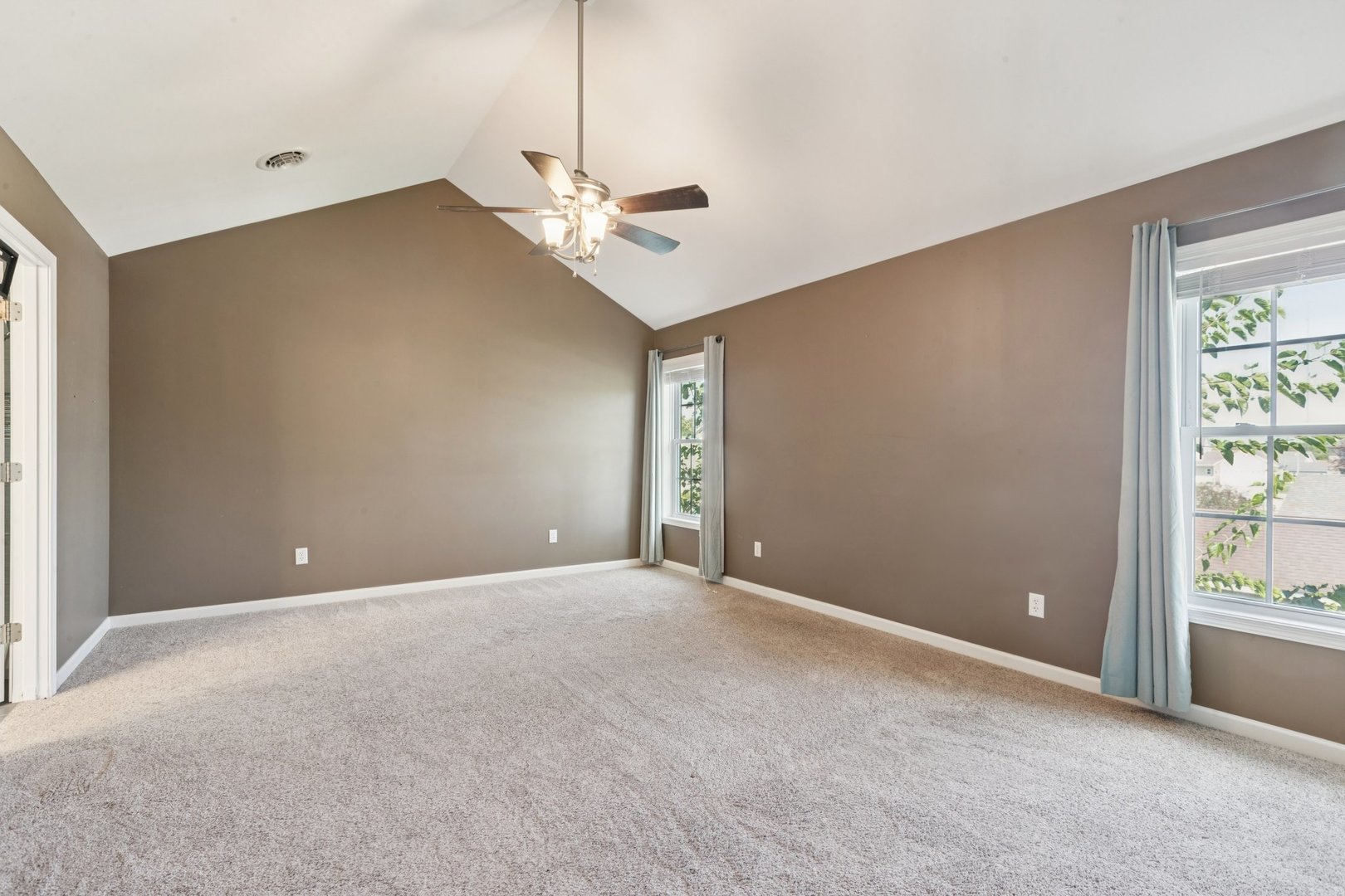 345 South Calkey Street Diamond, IL 60416 - Photo 22 of 50 a view of an empty room with a window