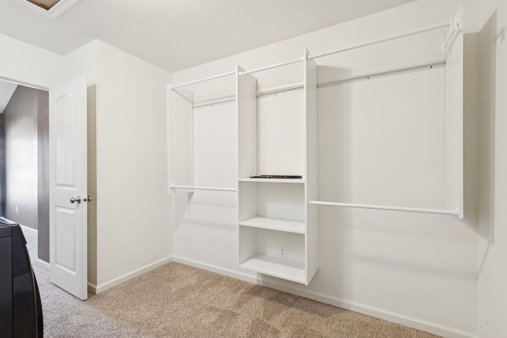 345 South Calkey Street Diamond, IL 60416 - Photo 29 of 50 a view of an empty room