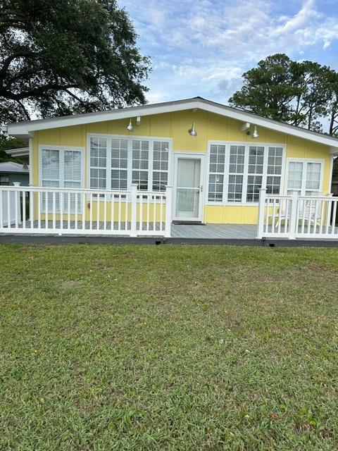 2838 Bay Grove Road Freeport, FL 32439 - Photo 11 of 52 waterside back