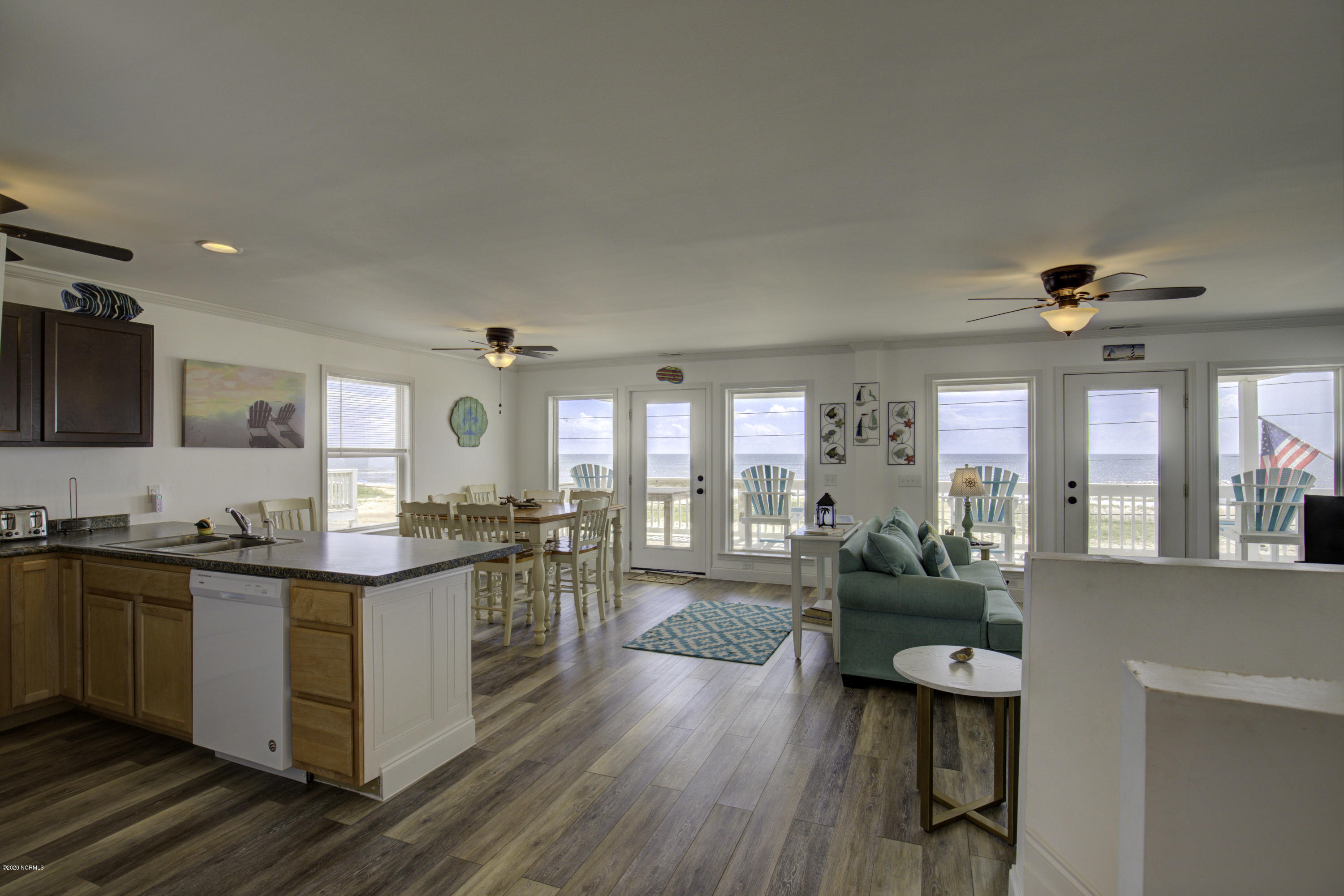 1259 New River Inlet Road North Topsail Beach, NC 28460 - Photo 19 of 31 1259 New River Inlet Road - Interiors -_