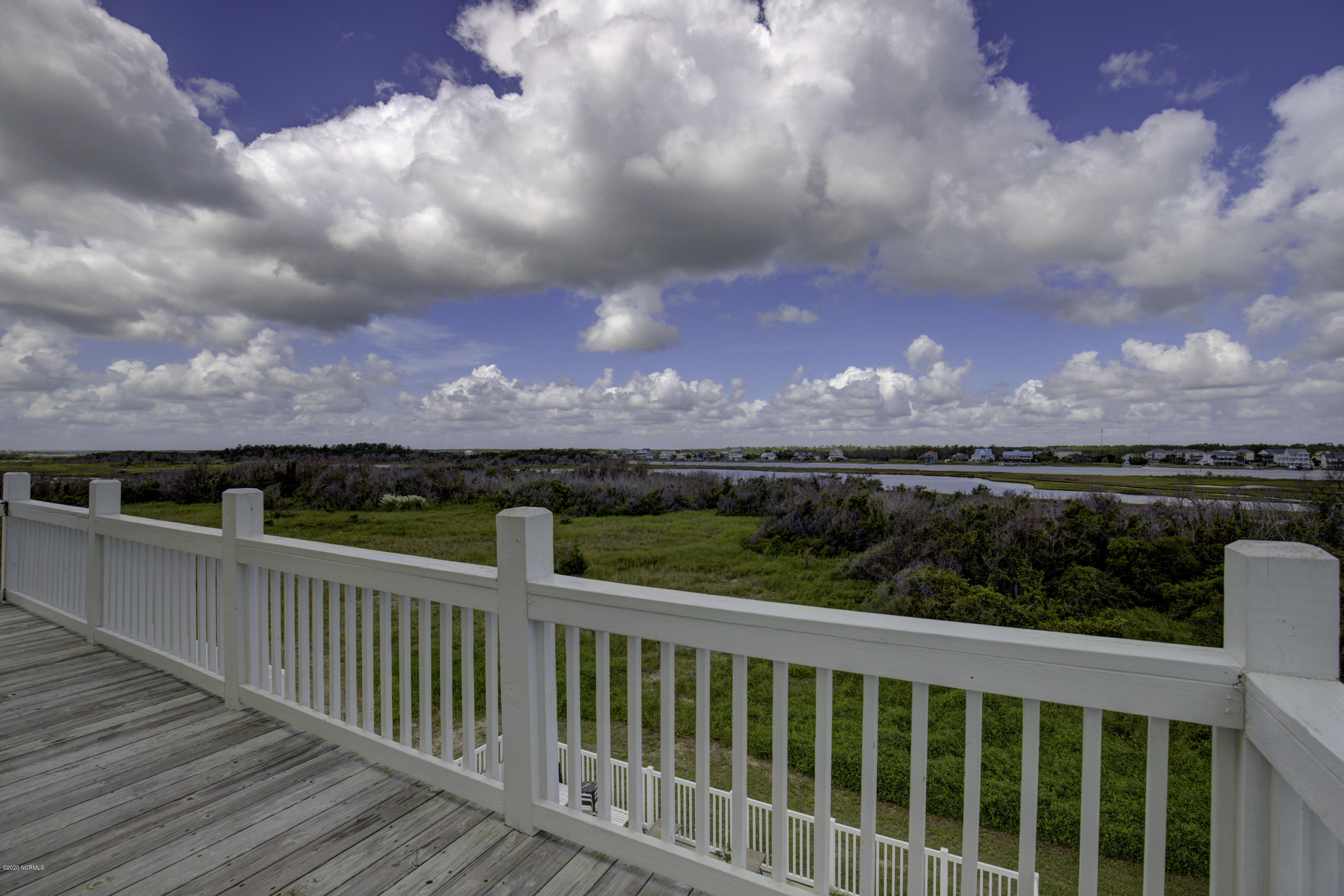 1259 New River Inlet Road North Topsail Beach, NC 28460 - Photo 2 of 31 1259 New River Inlet Road - Interiors -
