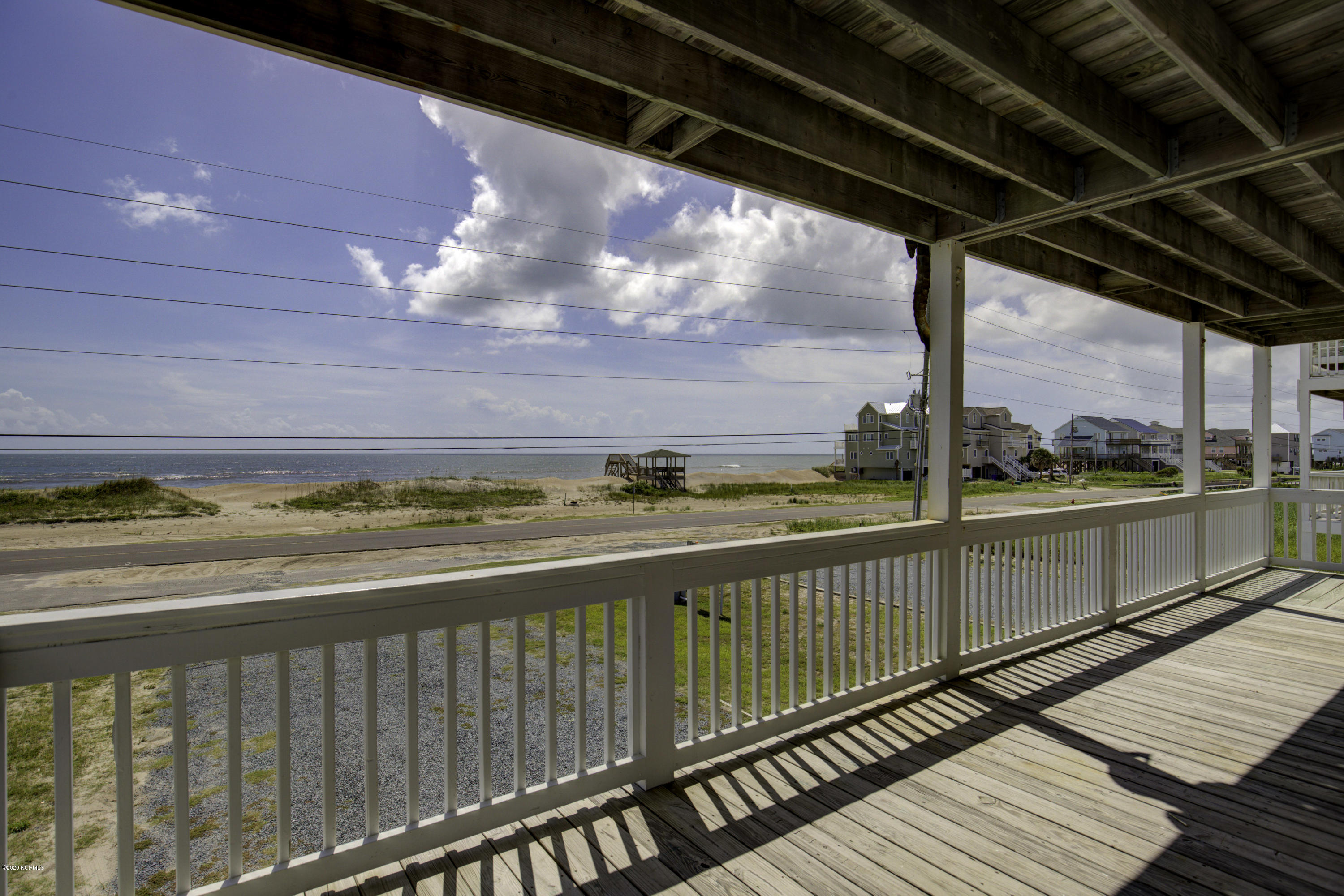 1259 New River Inlet Road North Topsail Beach, NC 28460 - Photo 7 of 31 1259 New River Inlet Road - Interiors -_