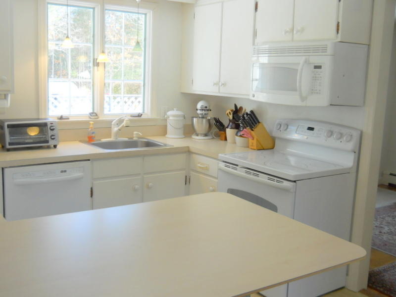 129 Hickory Hill Circle Osterville, MA 02655 - Photo 6 of 15 06-DSCN5318