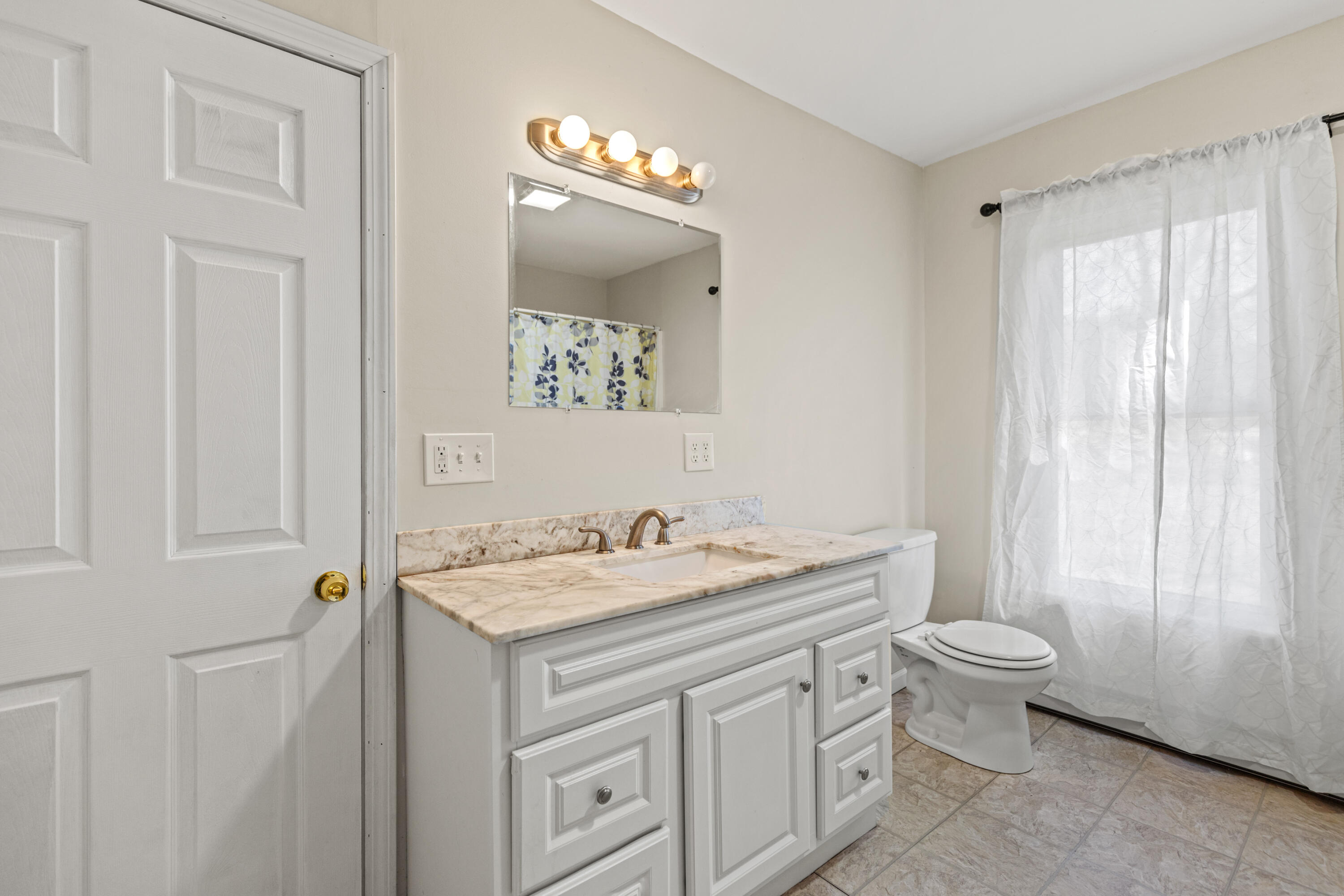 1 Goodale Street Portland, ME 04103 - Photo 17 of 25 1 Goodale Portland-014