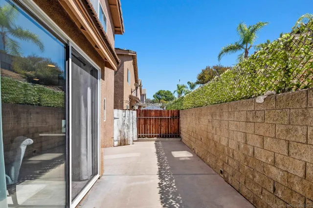 a house view with a outdoor space