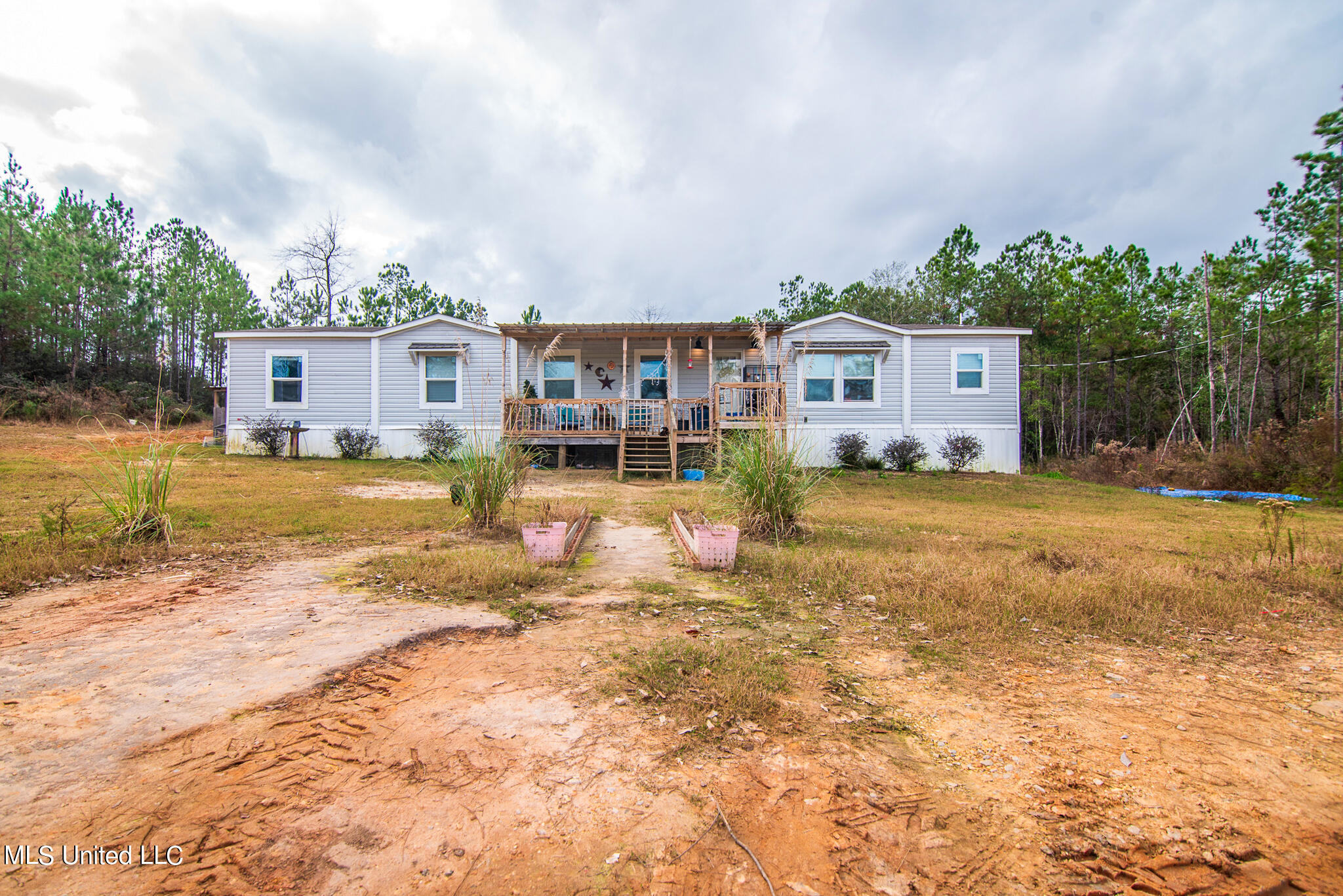53 Barbara Hills Road Brooklyn, MS 39425 - Photo 1 of 19 4C09E153-6D3E-4086-BE0E-9FB054328323