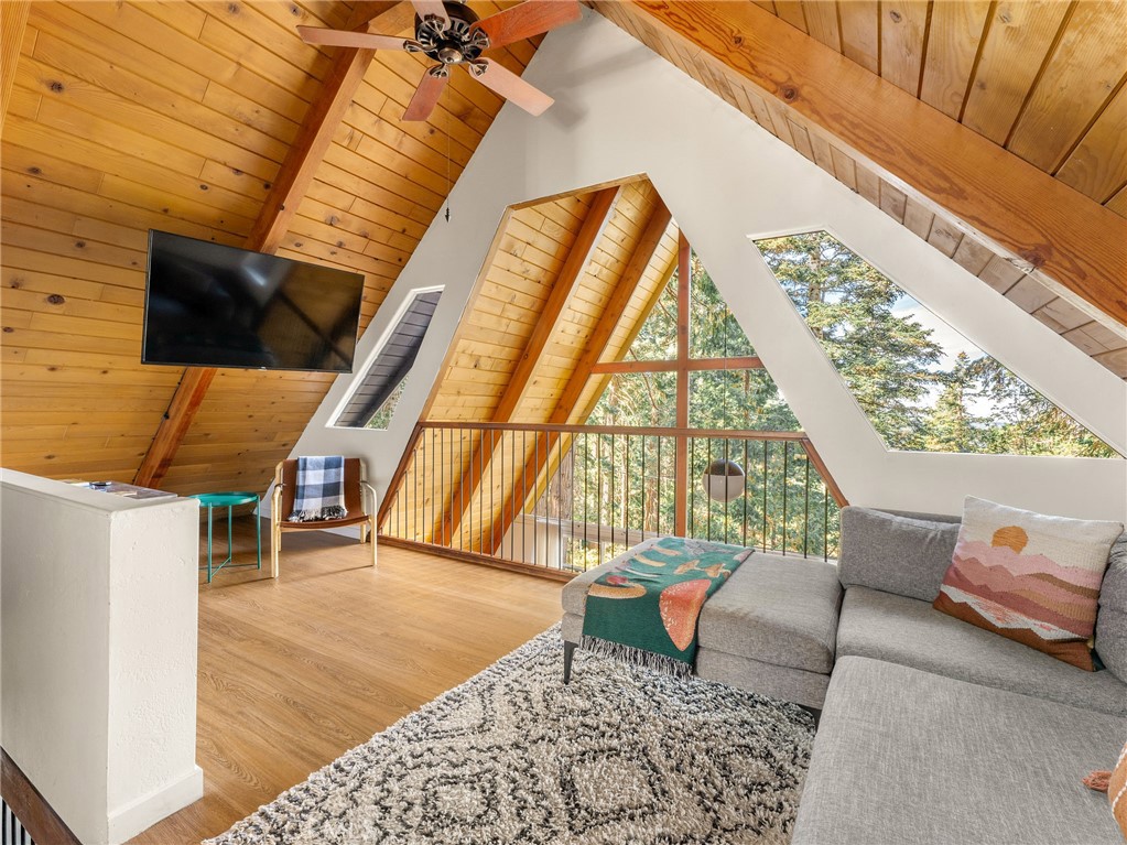 641 Buckingham Square Lake Arrowhead, CA 92352 - Photo 20 of 42