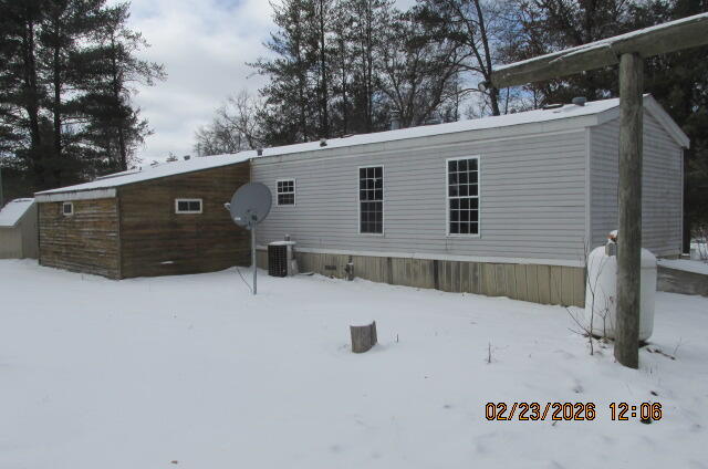 8990 South Crosby Road Idlewild, MI 49642 - Photo 5 of 43 IMG_0057