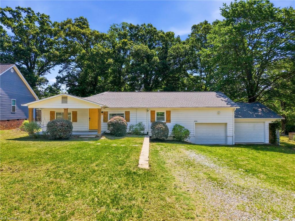 2104 Sheldon Road Greensboro, NC 27405 - Photo 1 of 49