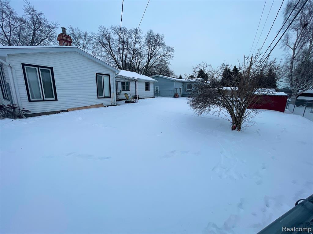 2329 Riverside Drive Port Huron, MI 48060 - Photo 16 of 22