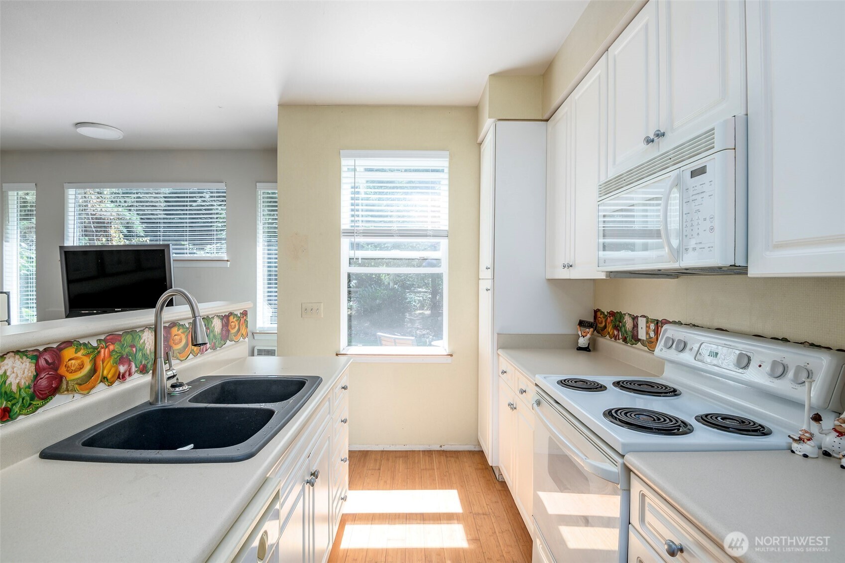 15150 140th Way Southeast, Unit B103 Renton, WA 98058 - Photo 11 of 28 Gallery Image 11