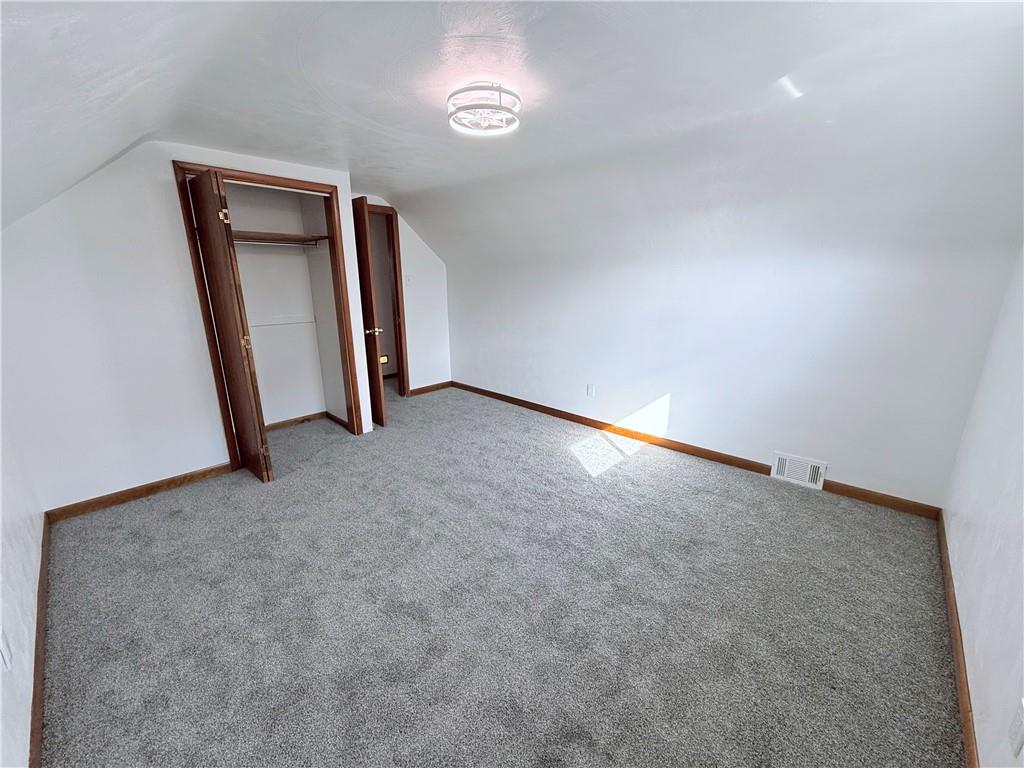 2724 Lookout Drive Elizabeth, PA 15037 - Photo 25 of 31 an empty room with closet