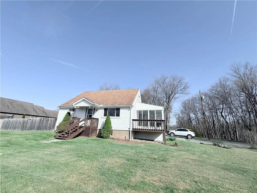 2724 Lookout Drive Elizabeth, PA 15037 - Photo 3 of 31 a view of house with backyard