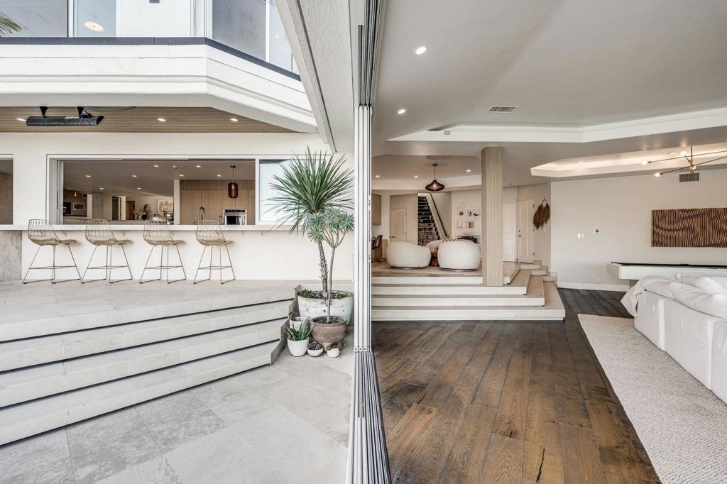 1904 Via Casa Alta La Jolla, CA 92037 - Photo 18 of 60 a view of living room with furniture and wooden floor