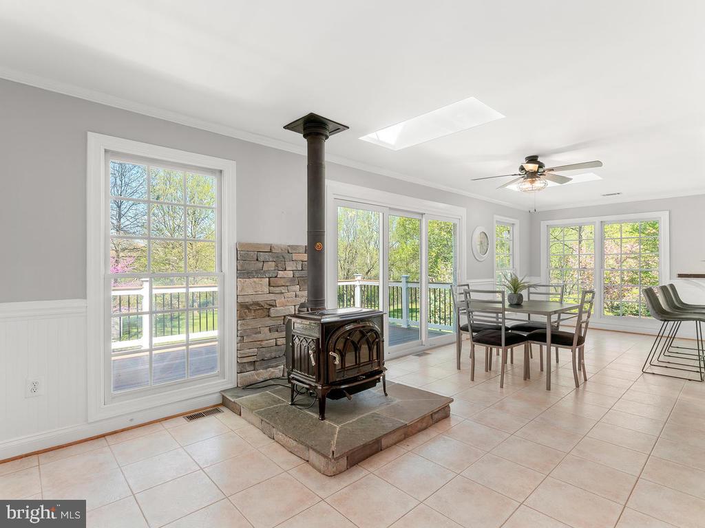 21512 Ripplemead Drive Laytonsville, MD 20882 - Photo 27 of 77 Pot belly stove