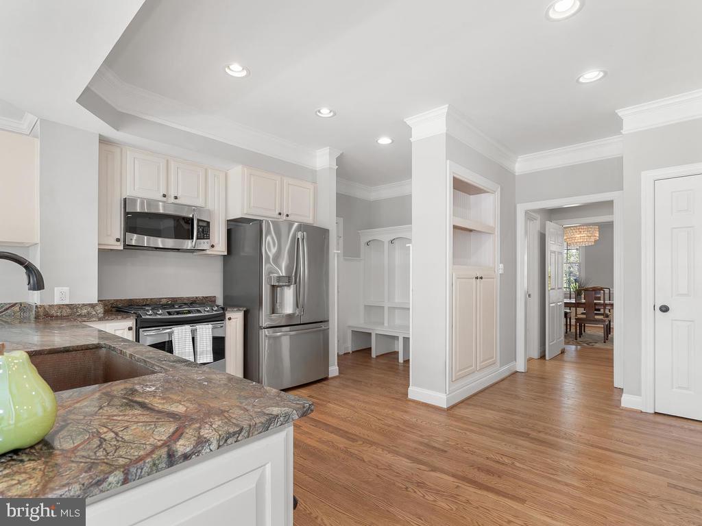 21512 Ripplemead Drive Laytonsville, MD 20882 - Photo 31 of 77