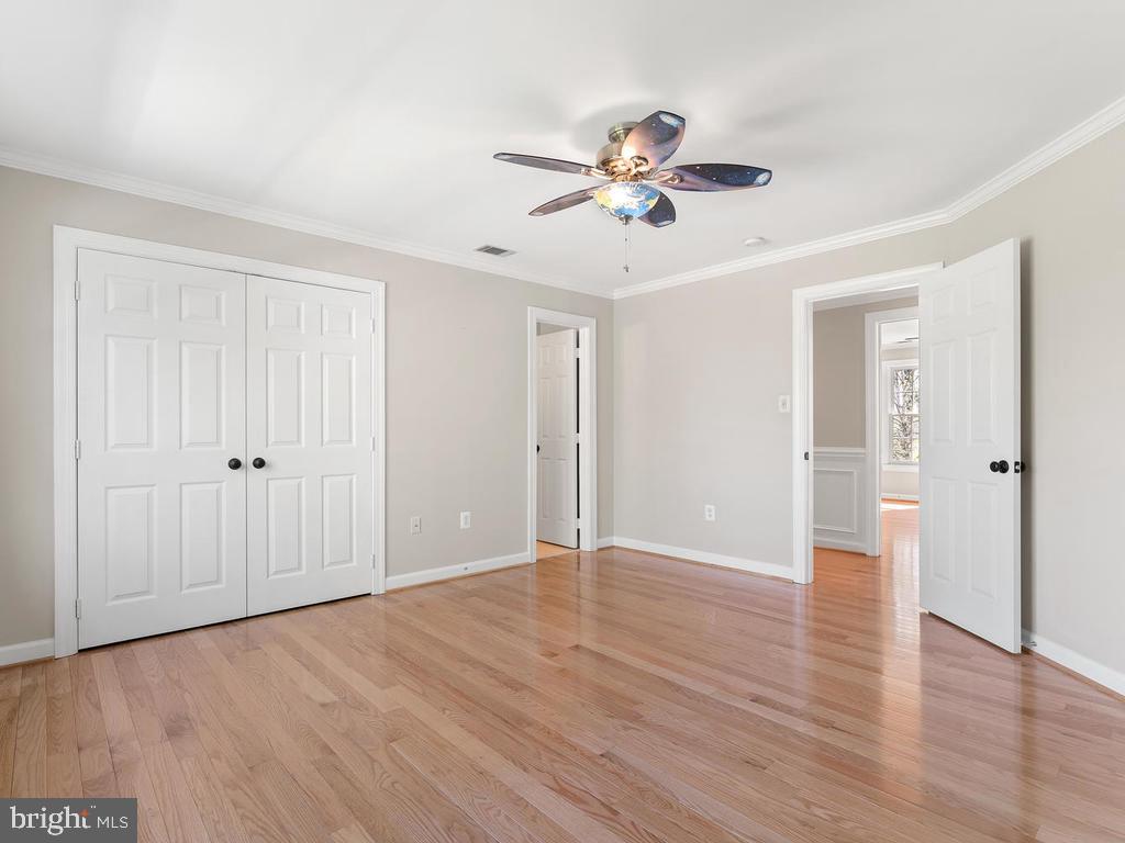 21512 Ripplemead Drive Laytonsville, MD 20882 - Photo 46 of 77 Bedroom 2